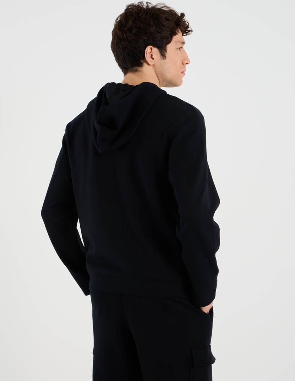 Sudadera para entrenamiento con capucha y bolsa para hombre 6