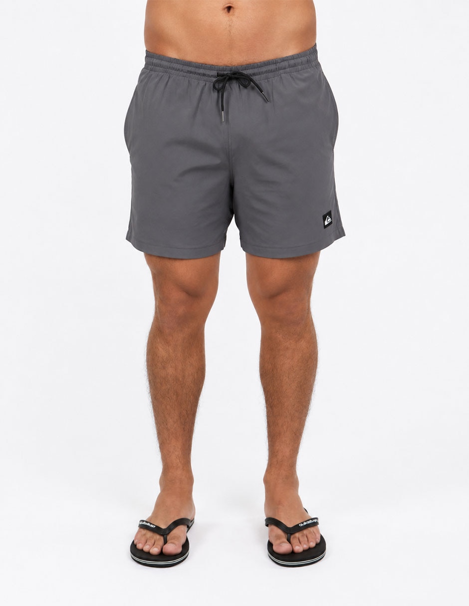 Short básica para hombre